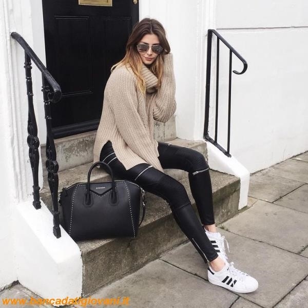 Adidas Superstar Outfit