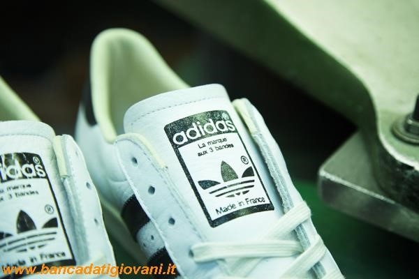 Adidas Superstar Etichetta